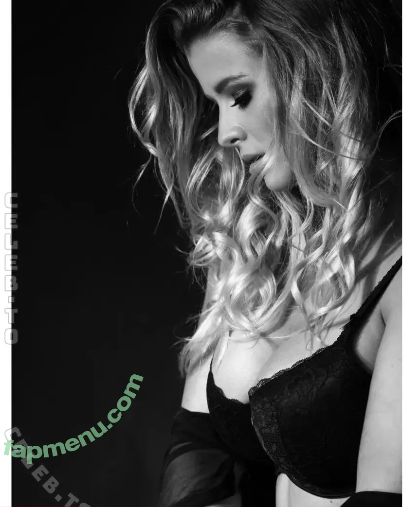 Saskia Atzerodt nude photo #0140 (saskia_atzerodt)