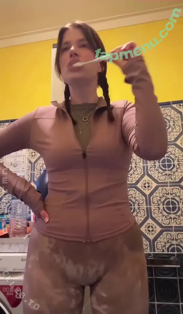 Saskia Fröhlich nude photo #0016 (saskiafroehlich / saskiaistfroehlich)