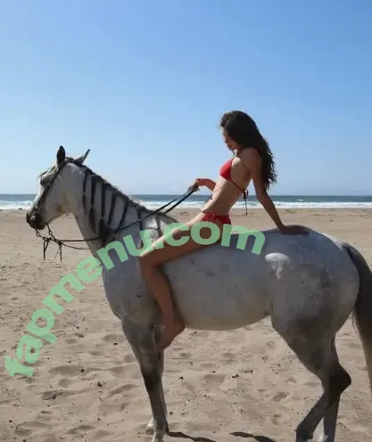 Saskia Herd nude photo #0001 (saskiakatarinaherd)