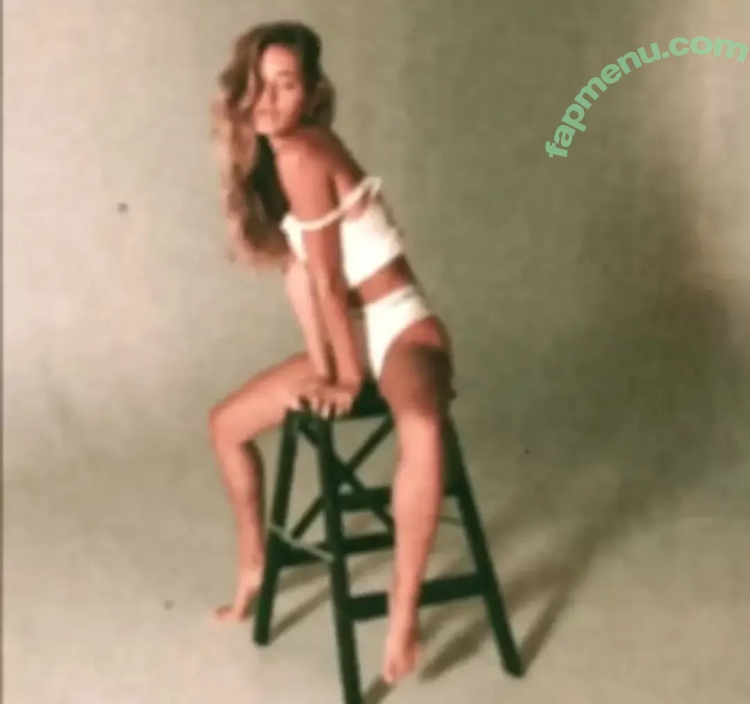 Saskia Jenkins nude photo #0010 (saskiateje)