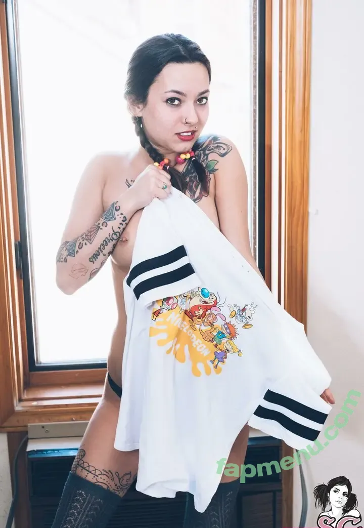 Sassafrass nude photo #0136 (_sassafrass / definite.bad.idea)