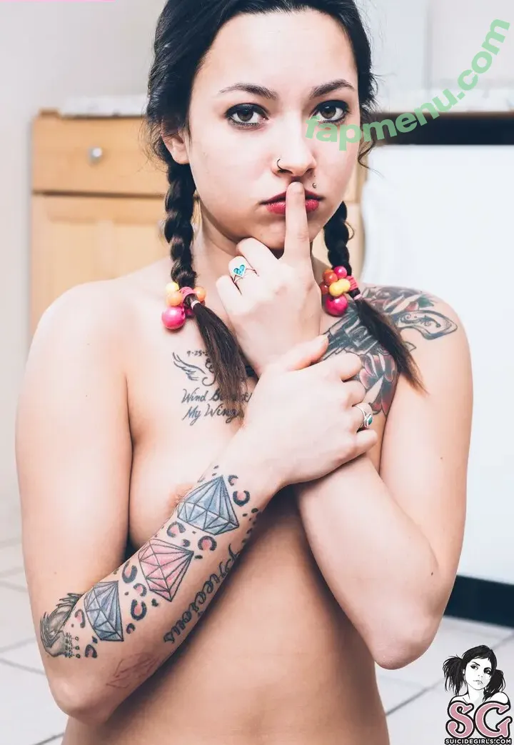 Sassafrass nude photo #0154 (_sassafrass / definite.bad.idea)