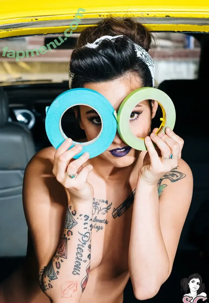 Sassafrass nude photo #0208 (_sassafrass / definite.bad.idea)