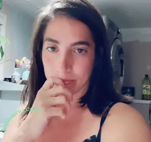 sassybarbie90 / fitbarbie90 / mom.gang.goodies nude photo #0002