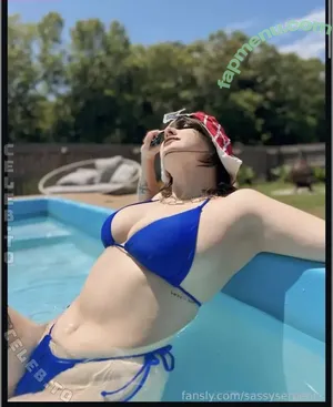 Sassyserpents / Sassynopants / sassyandherserpents nude photo #0151