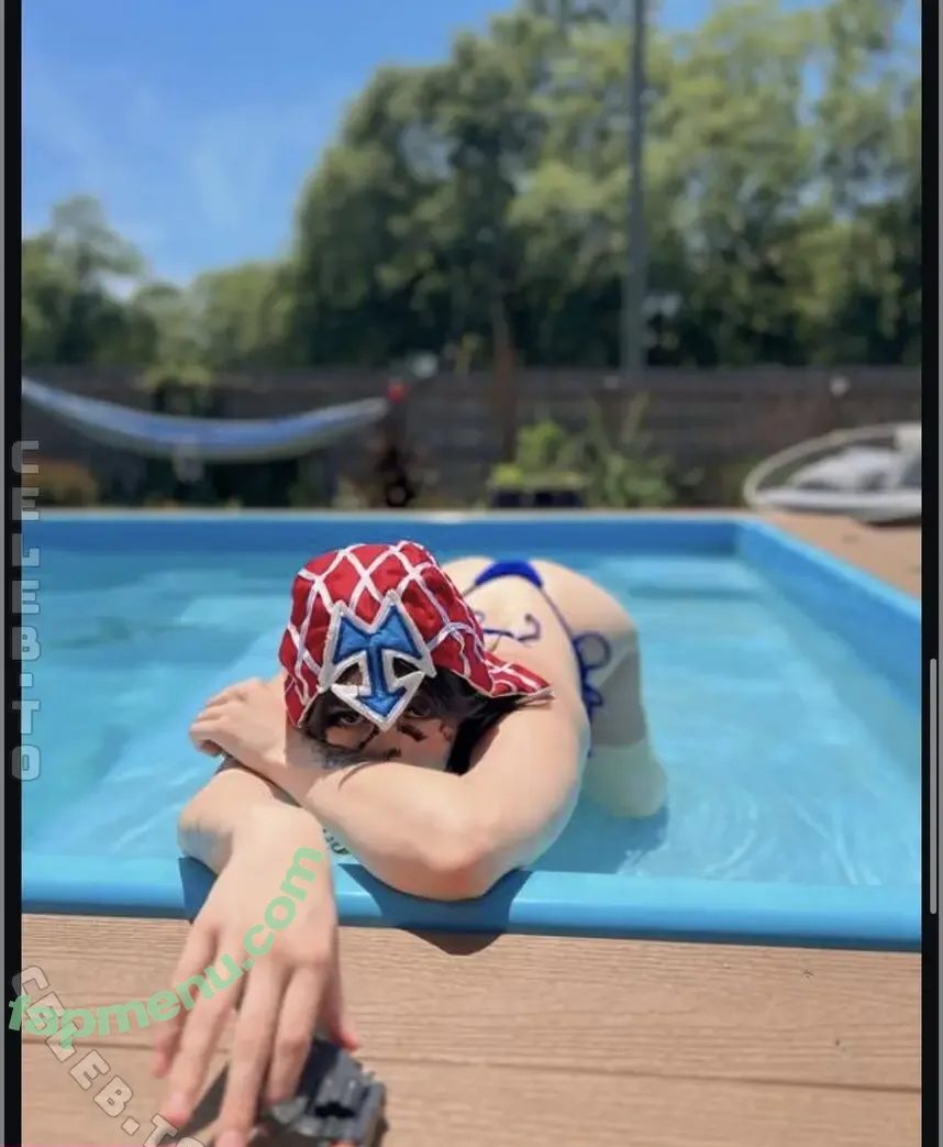 Sassyserpents nude photo #0149 (Sassynopants / sassyandherserpents)