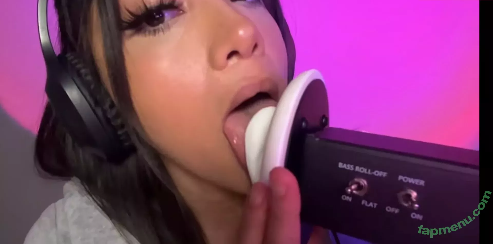 SassySounds ASMR nude photo #0047 (SassysoundsASMR / sassyselenaaaa / selenaaasasmr)