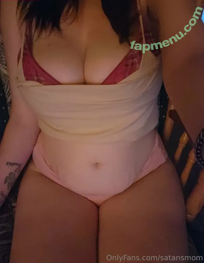 satansmom nude photo #0004 (satansmom)