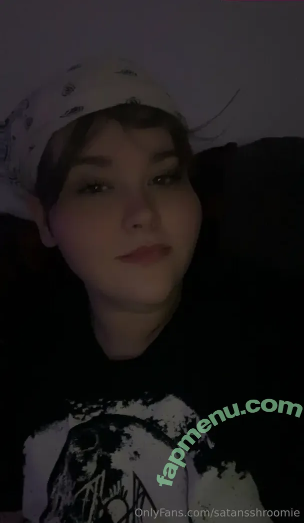 satansshroomie nude photo #0013 (satansshroomie)