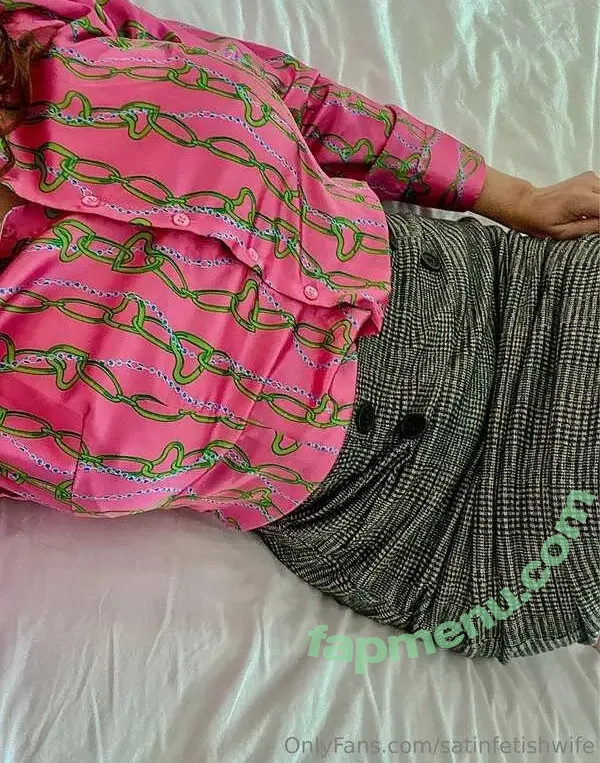 Satin Fetish Wife nude photo #0010 (satin_fetishh / satinfetishwife)