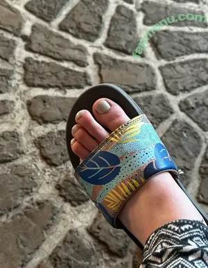 sativaskies / ogfeet2 nude photo #0111