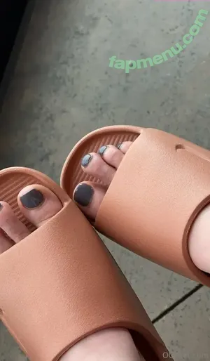 sativaskies / ogfeet2 nude photo #0126
