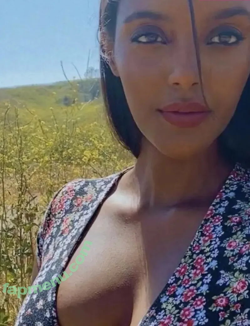 saturnswrld nude photo #0020 (Salweetah)