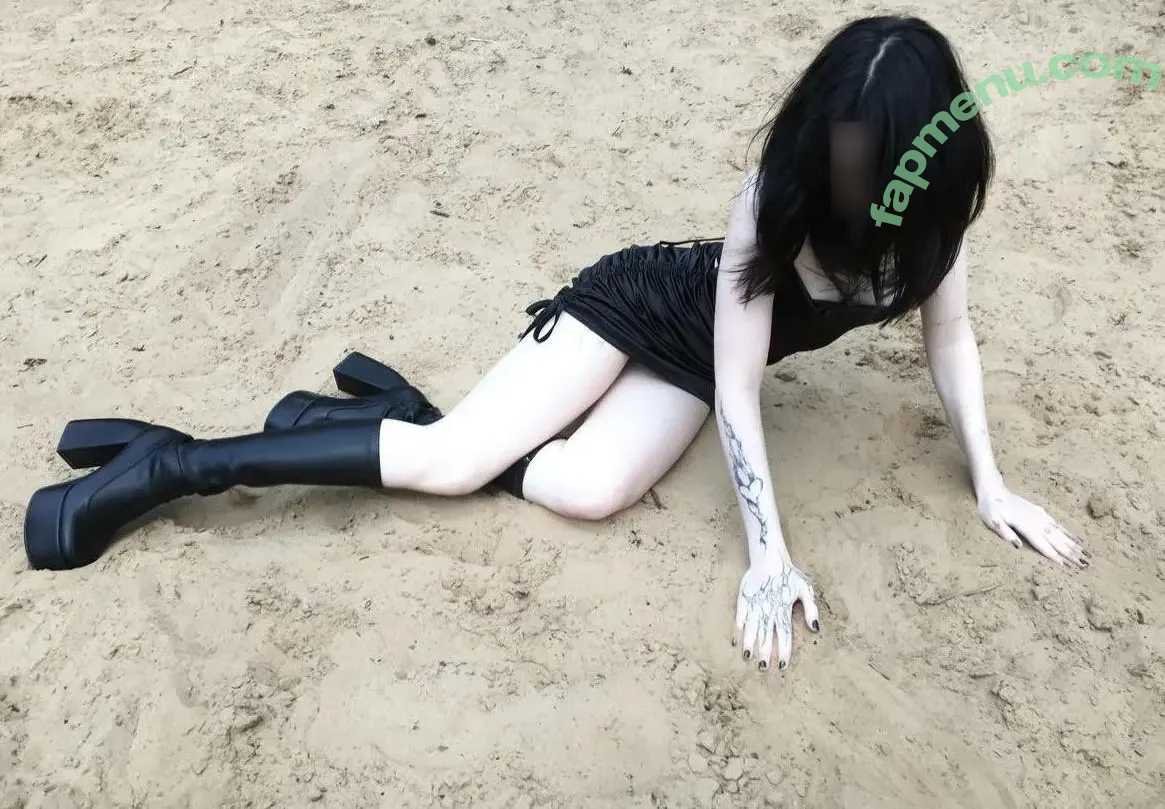 saucensta nude photo #0587 (saucensta)