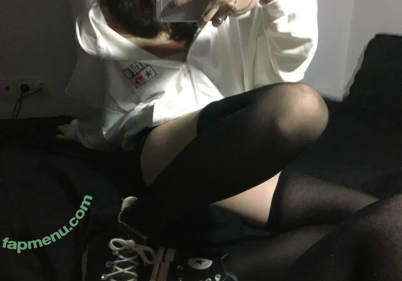 saucensta nude photo #0605 (saucensta)