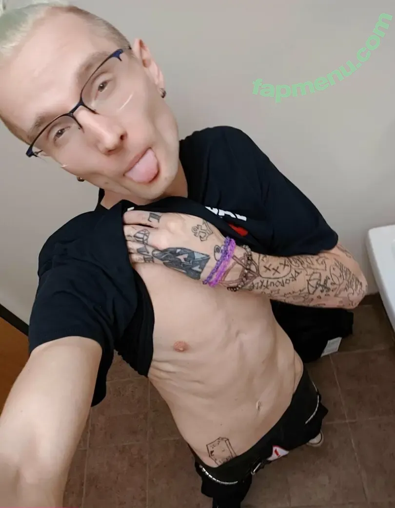 savagesiren nude photo #0045 (theywannabesavage)