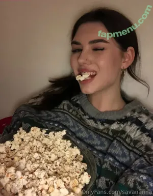 savananna / thesavbananas nude photo #0001