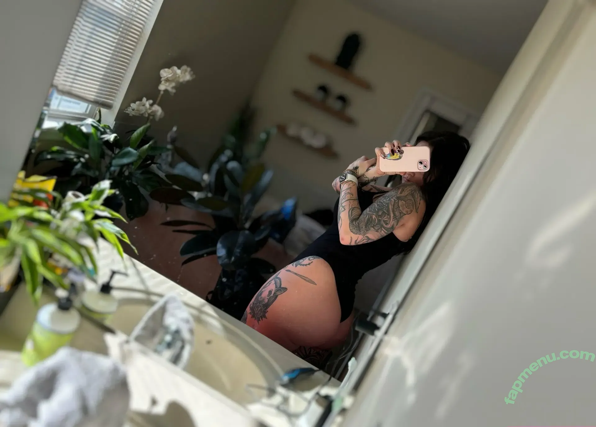 Savannah Castranda nude photo #0032 (badsavx / cantmisswhatdoesntexist)