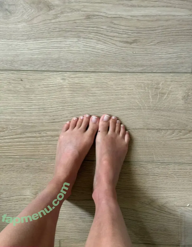 savannah_demers nude photo #0016 (savannahraedemers)