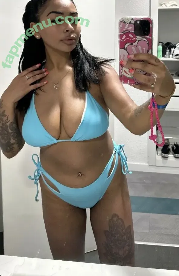 Savannah L Burke nude photo #0005 (SavannahBugXX / SavviBXX)