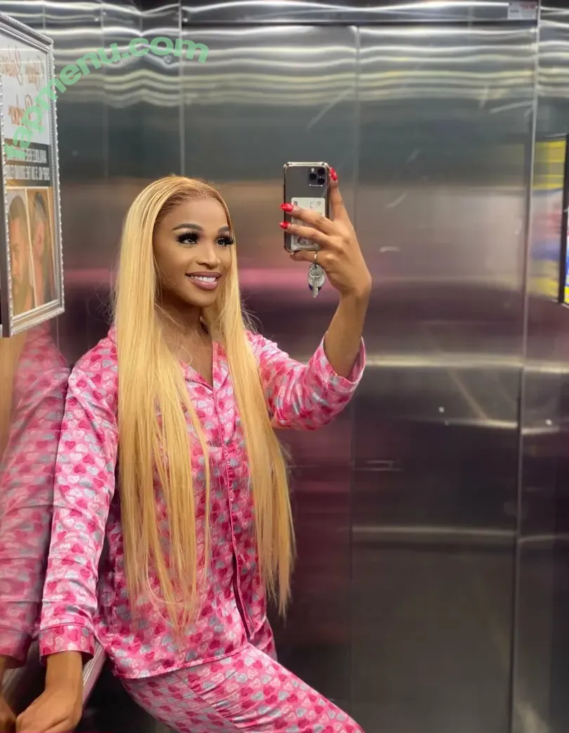 savannah.lion nude photo #0077 (the_savannahlion)