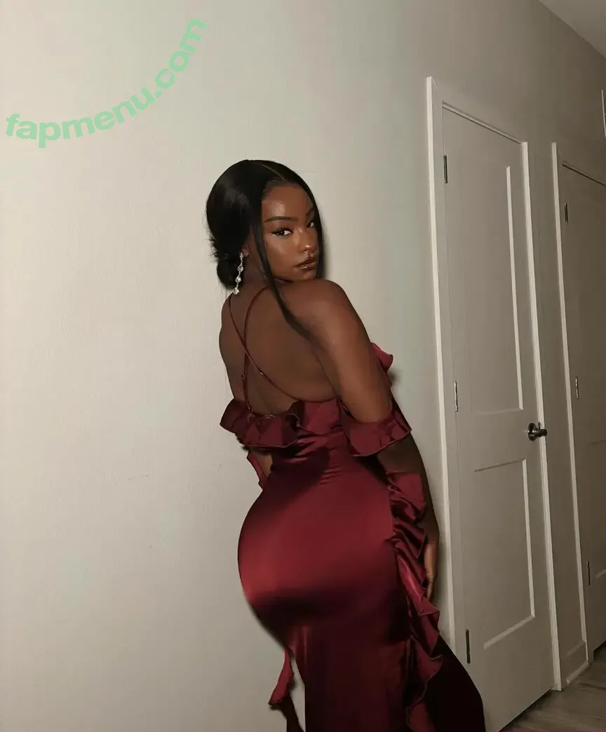 Savannah Perkins nude photo #0008 (SavannahhPerkinss / savdanper)