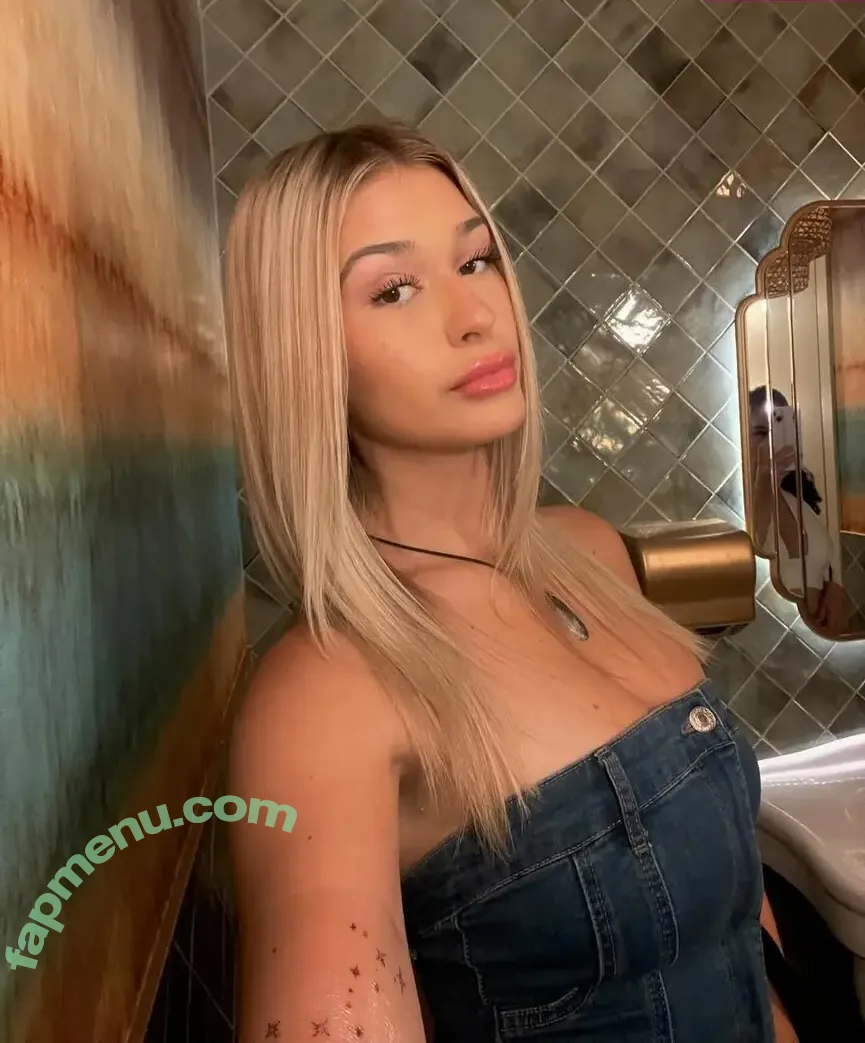 Savannah Richardson nude photo #0018 (sav.richardson111)