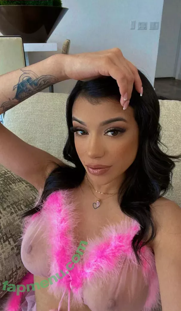 Savannah Sixx nude photo #0203 (TheSavannahSixx / sav6ixx / savannahsixx)