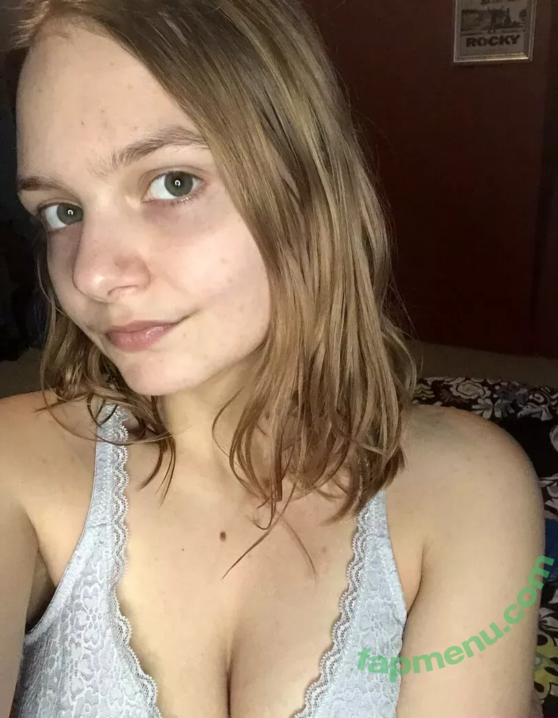 Savannahmalaby19 nude photo #0026 (savannahmalaby)