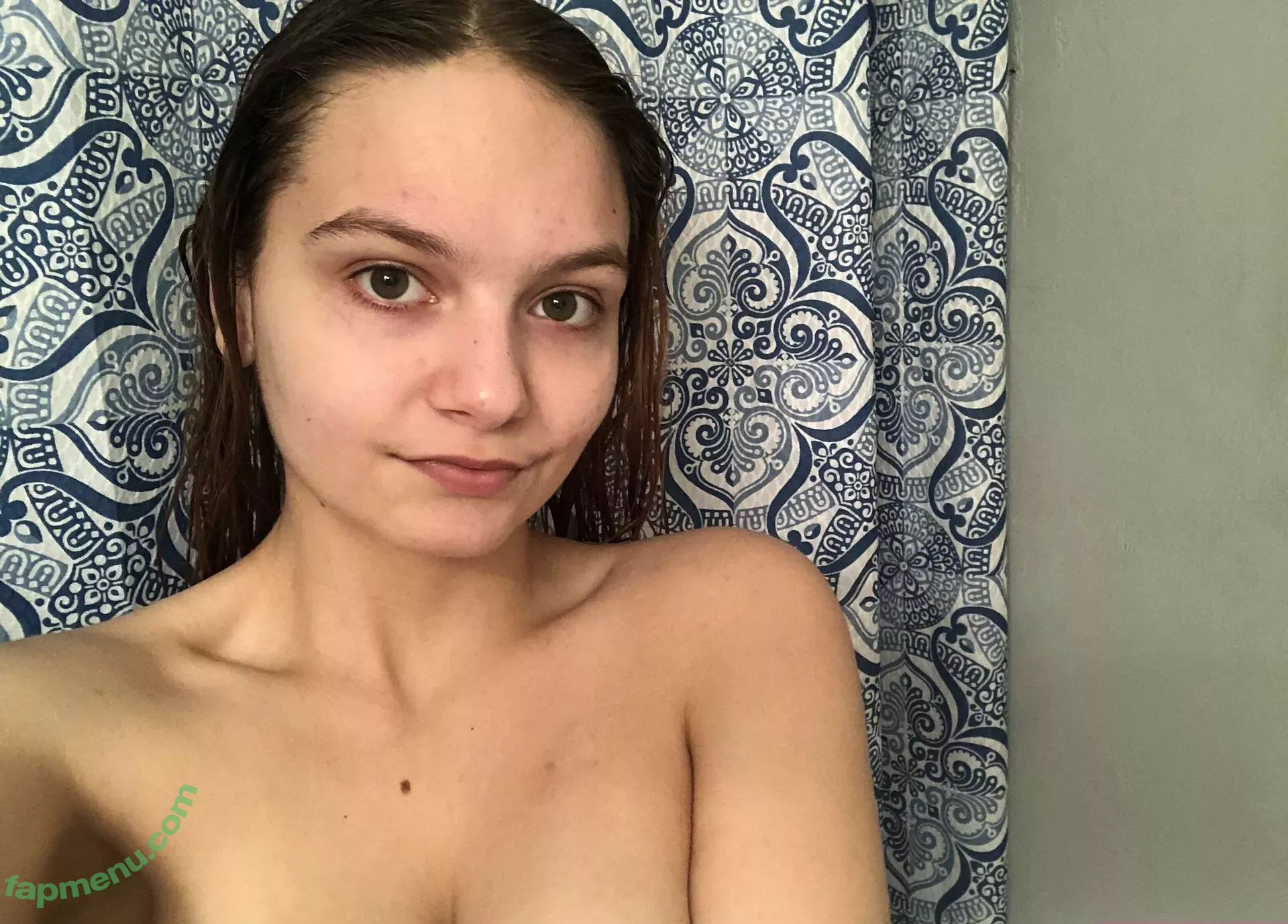 Savannahmalaby19 nude photo #0039 (savannahmalaby)