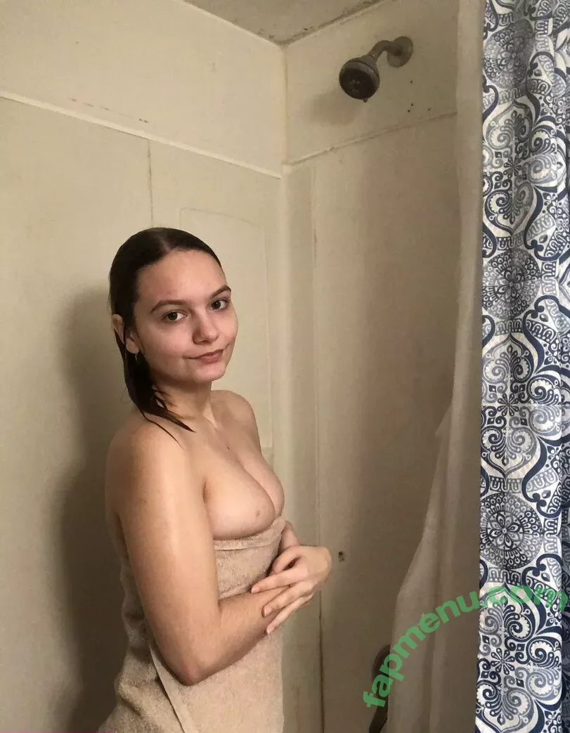 Savannahmalaby19 nude photo #0048 (savannahmalaby)