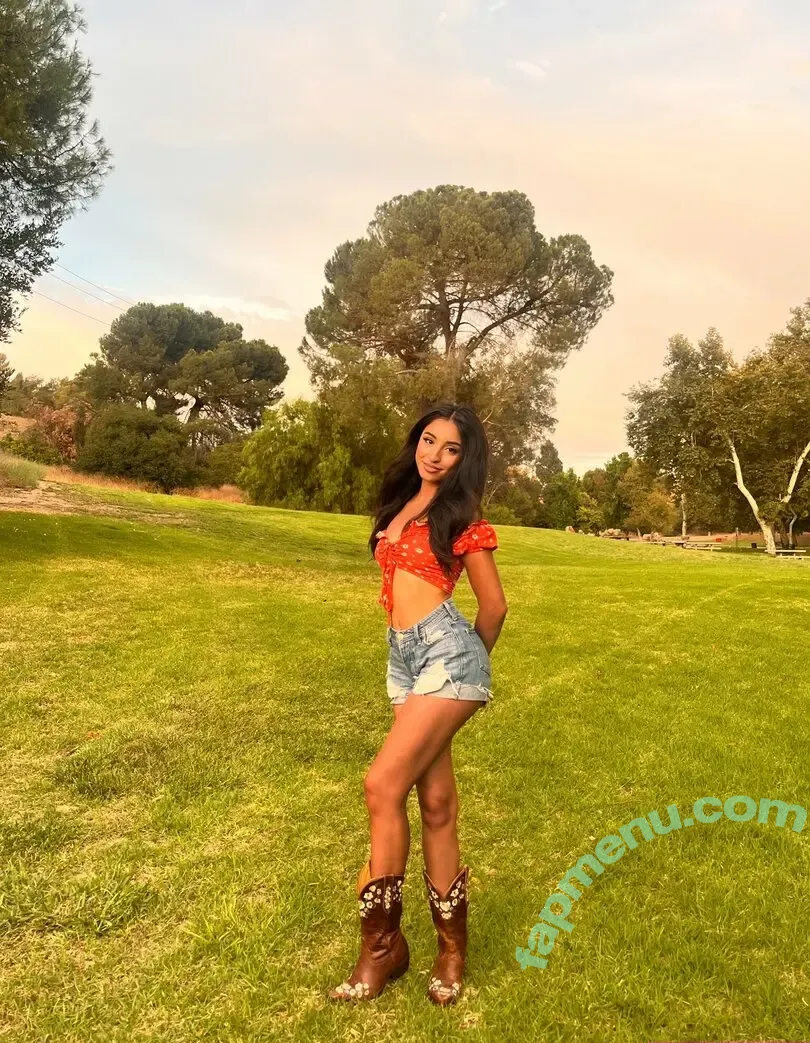 Savannahnoodlez nude photo #0042 (savannahnoodles)