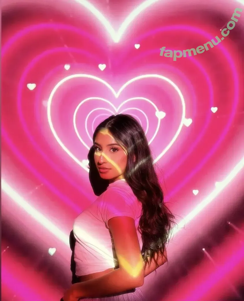 Savannahnoodlez nude photo #0058 (savannahnoodles)