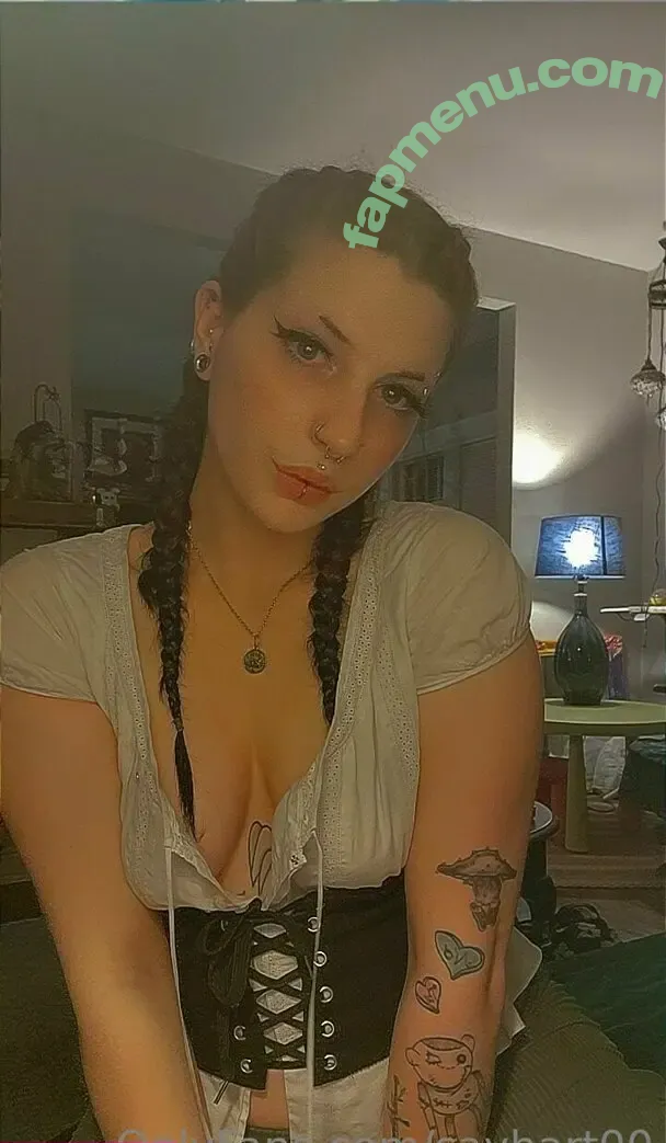 savhart00 nude photo #0037 (savhart00)