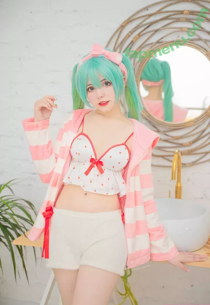 Saya Scarlet nude photo #0207 (SayaScarlet01 / saya_scarlet / sayascarlet)
