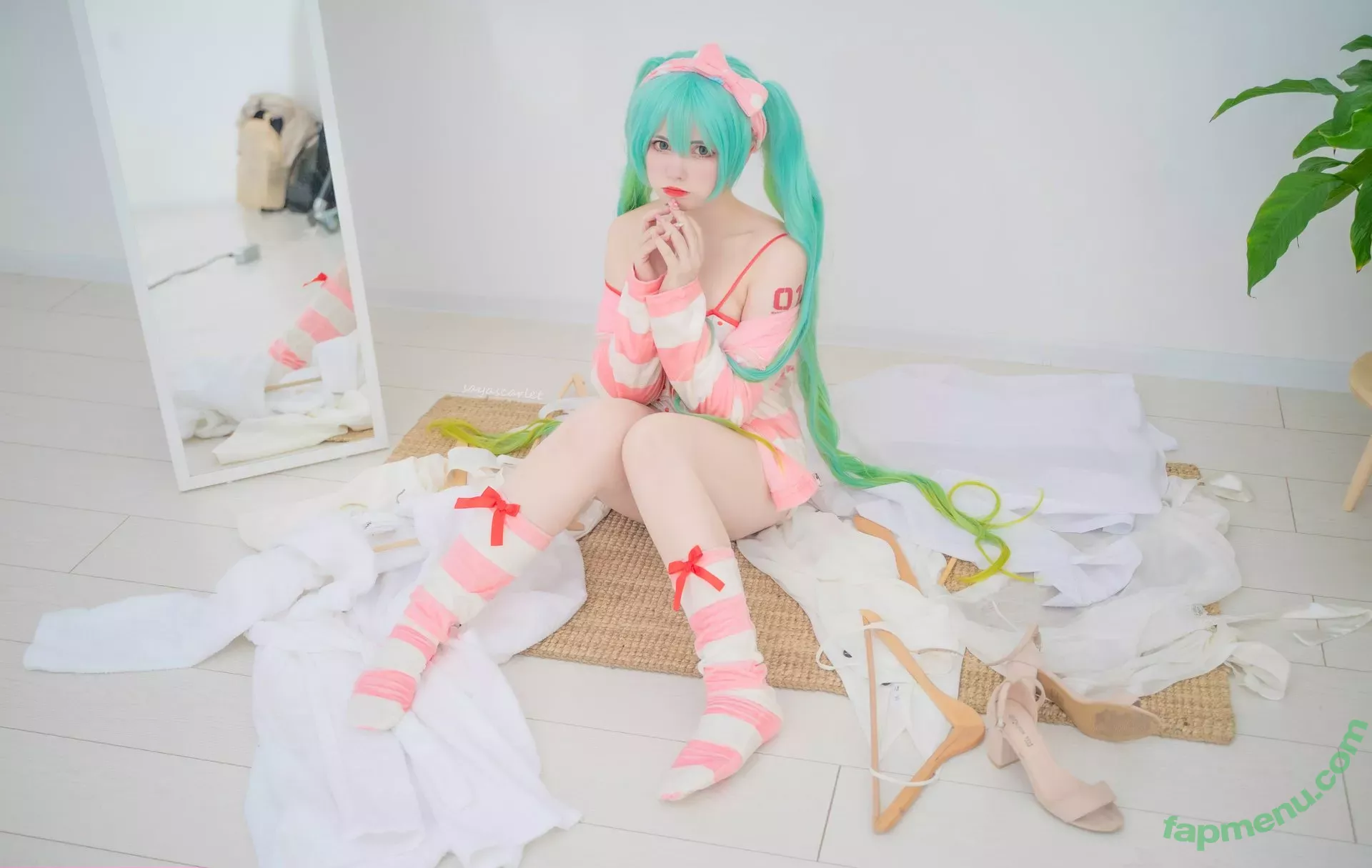 Saya Scarlet nude photo #0216 (SayaScarlet01 / saya_scarlet / sayascarlet)