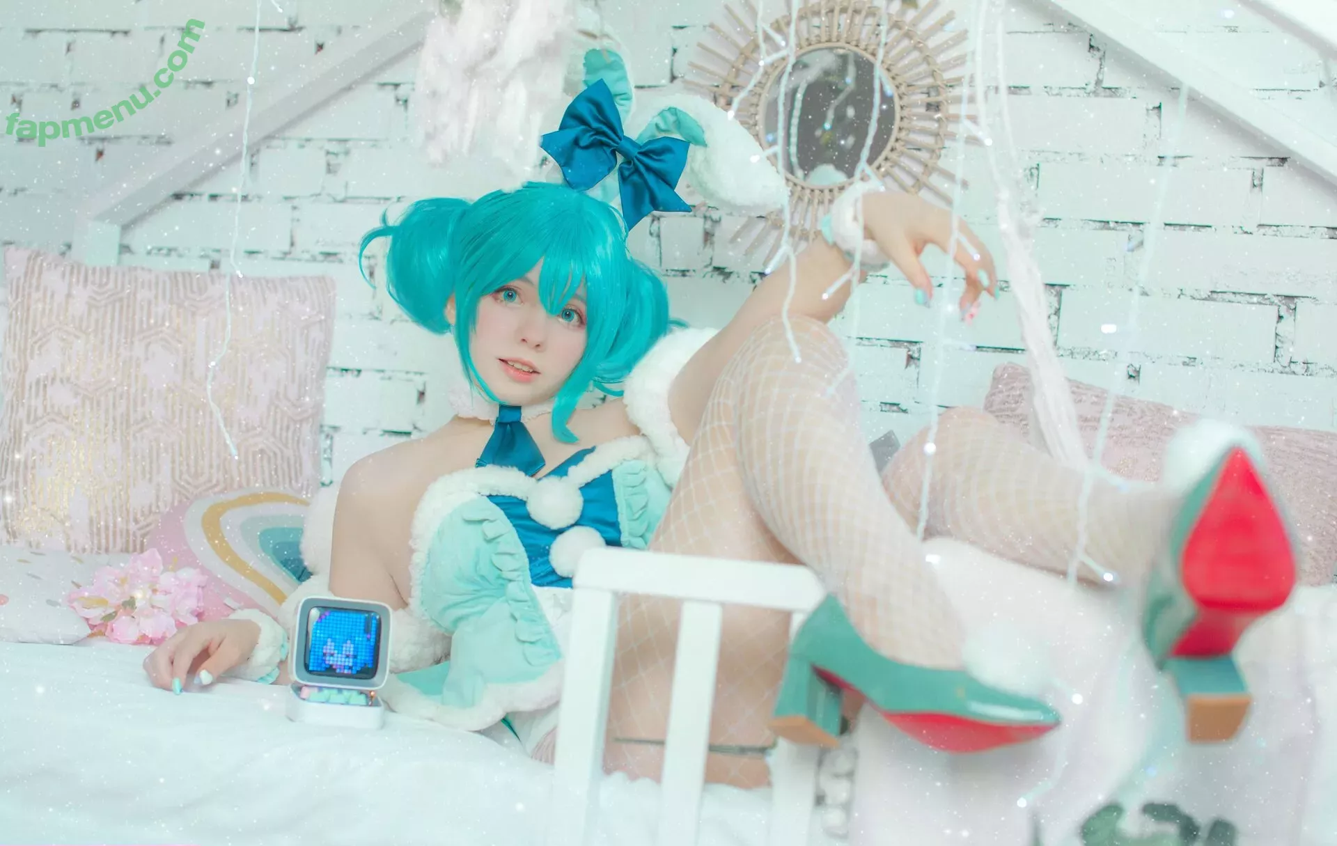 Saya Scarlet nude photo #0401 (SayaScarlet01 / saya_scarlet / sayascarlet)