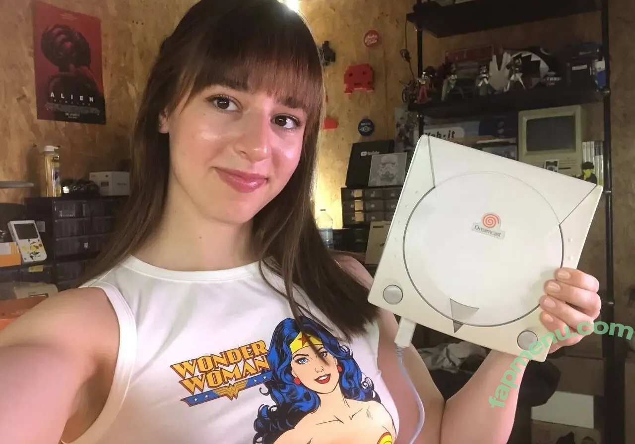 Sayaka Chialva nude photo #0053 (Sayaka's Digital Attic / sayakasdigitalattic)