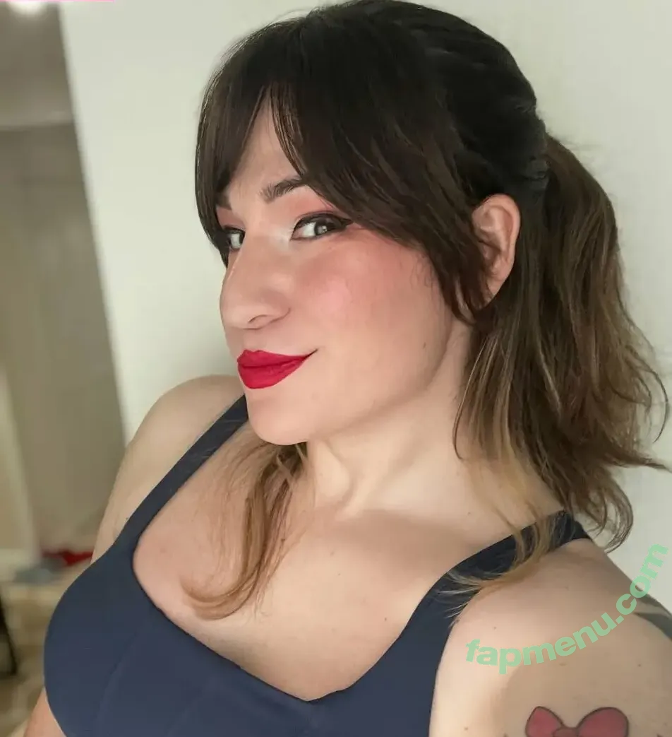 sayheyjrey nude photo #0005 (sayheyjrey)