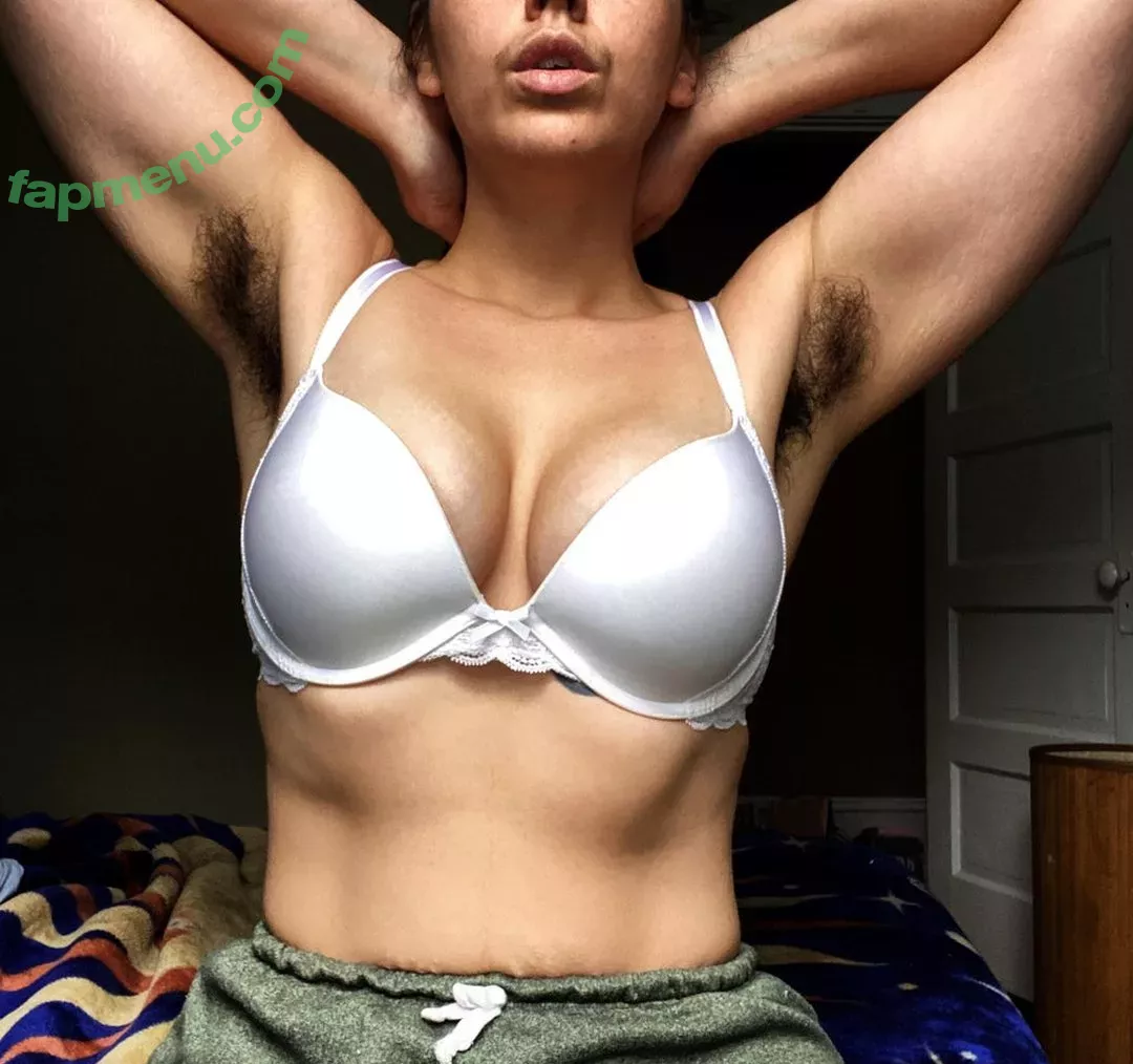 Scarlet Labelle nude photo #0003 (Scarlet Blosom / scarlet_labelle / scarlett__labelle)