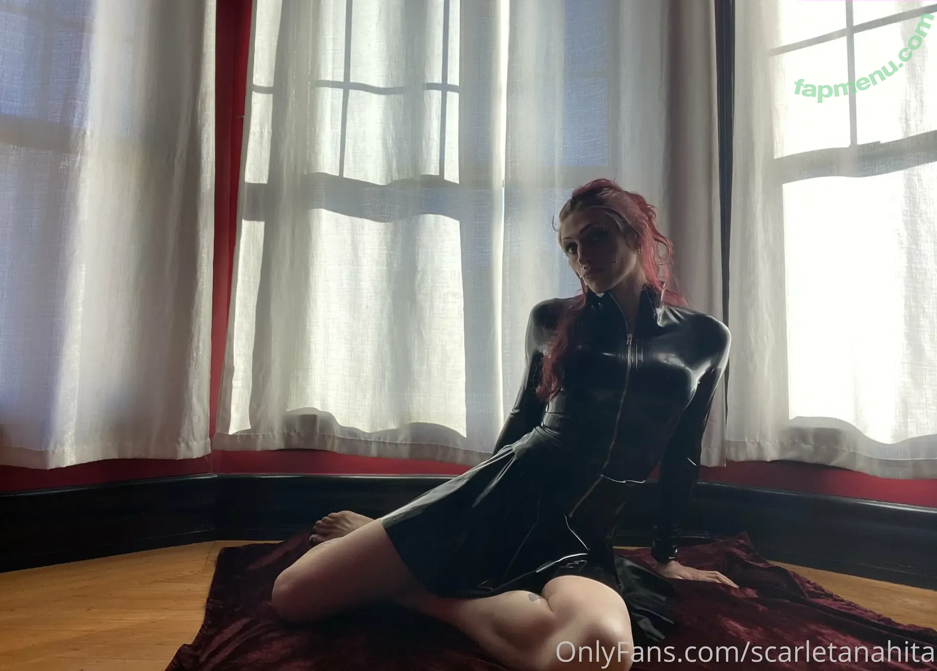 scarletanahita nude photo #0012 (scarletassian_)