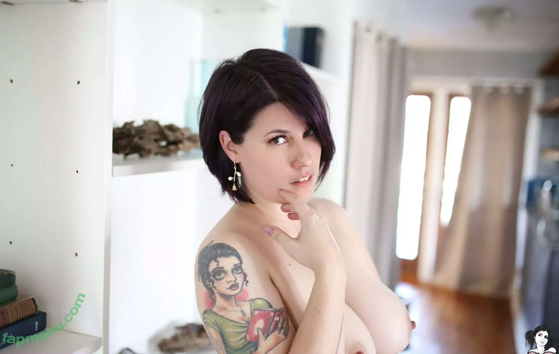 Scarletash Suicide nude photo #0045 (prettyneurotic / scarletashsuicide)