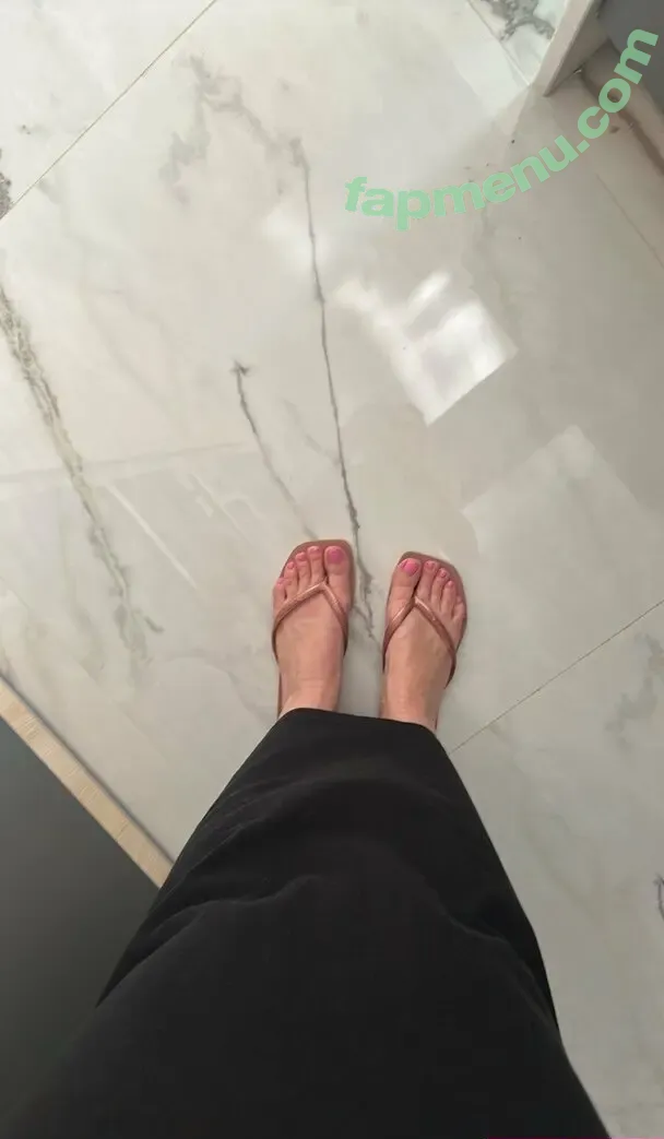 scarletstootsies nude photo #0050 (tangotootsies)