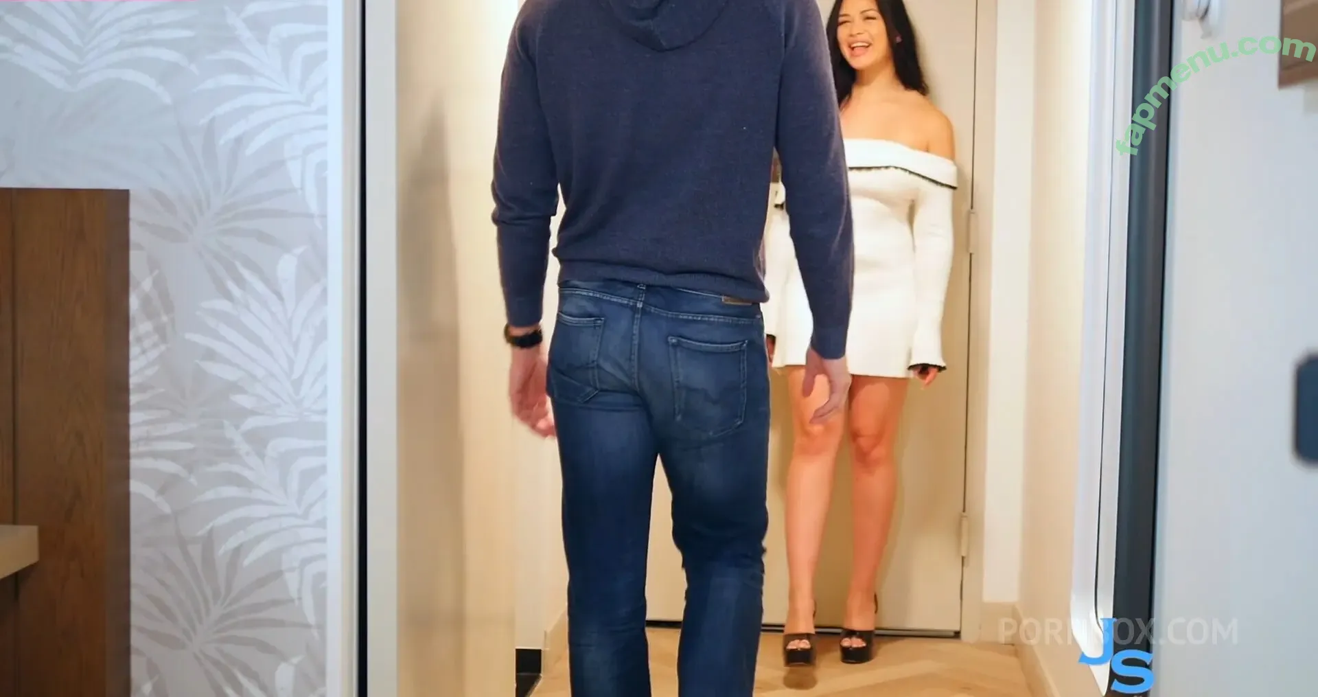 Scarlett Alexis nude photo #1438 (ScarlettAlexi3 / aphrodite_pandemos5 / scarlettalexis1)