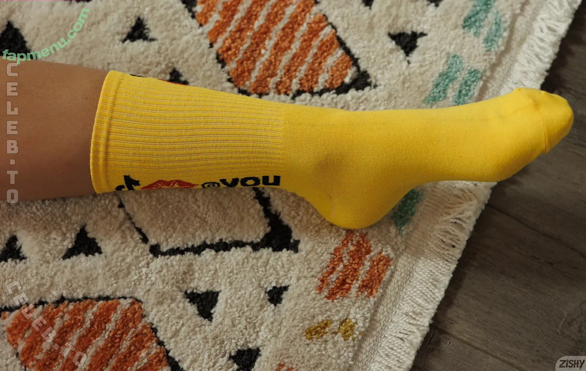 Scarlett Alexis nude photo #1535 (ScarlettAlexi3 / alexisscarlet / aphrodite_pandemos5 / scarlettalexis1)