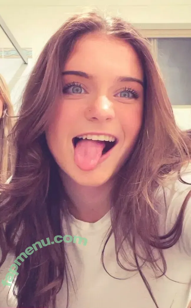 Scarlett Harris nude photo #0001 (Scarlettsspamssss / scarlett_.harris)