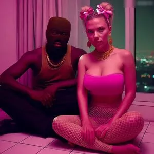 Scarlett Johansson / scarlettjohanson / scarlettjohanssonworld nude photo #2692