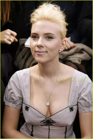 Scarlett Johansson / scarlettjohanson / scarlettjohanssonworld nude photo #2879