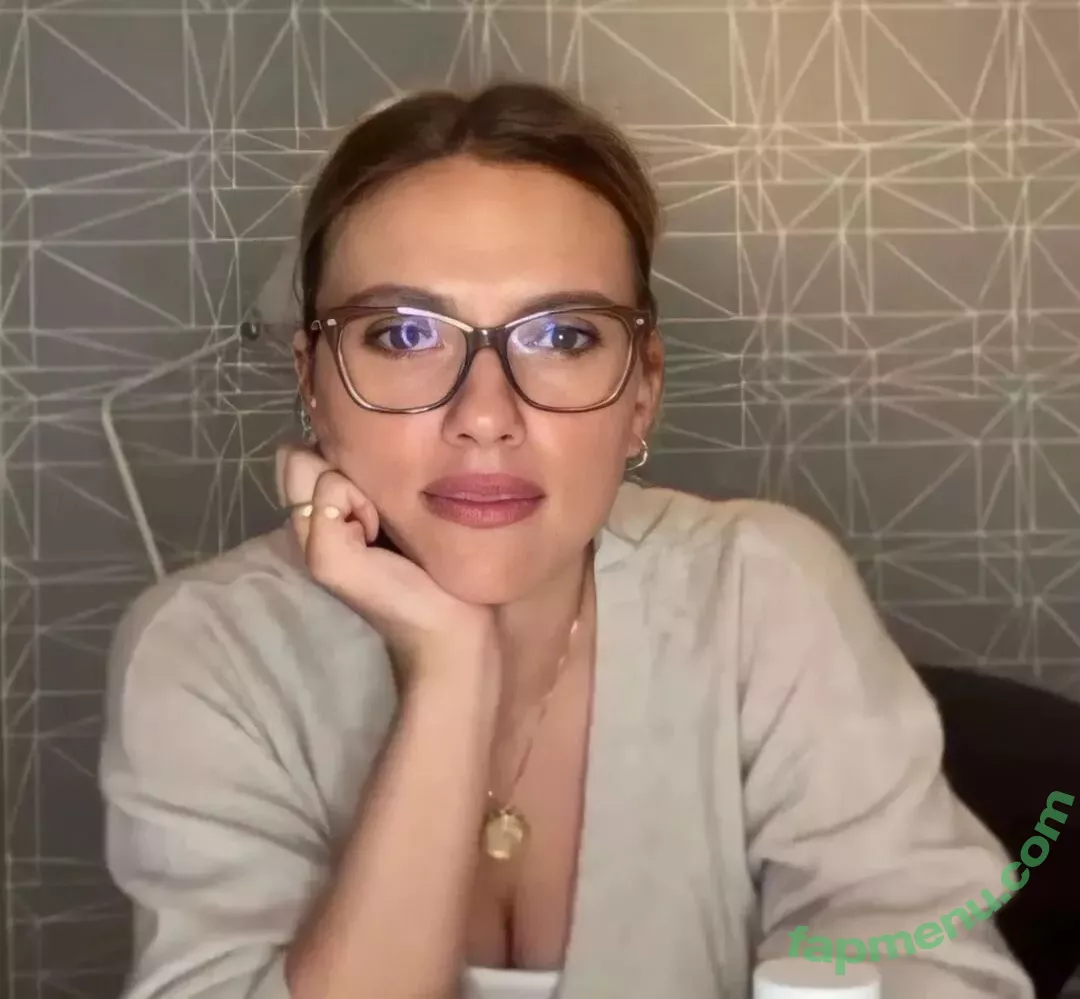 Scarlett Johansson nude photo #2272 (scarlettjohanson / scarlettjohanssonworld)