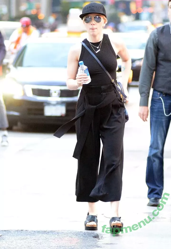 Scarlett Johansson nude photo #2284 (scarlettjohanson / scarlettjohanssonworld)